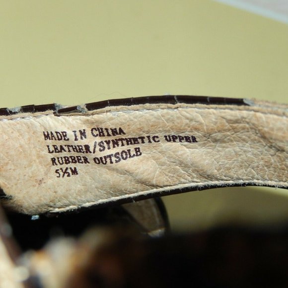 Michael Kors Heels 5.5 Iona Camel Reptile Snake Sandals Worn Once with Box - Picture 11 of 11